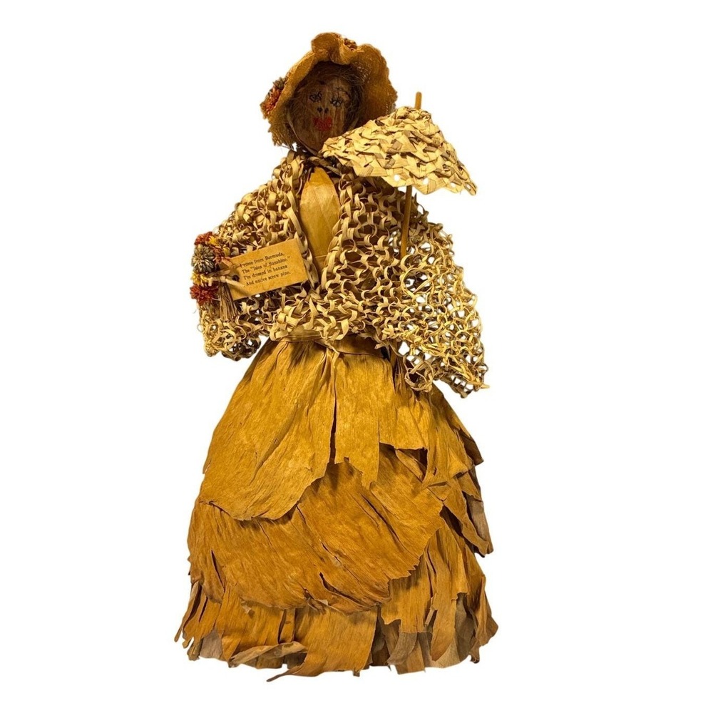 Vintage handmade Marie Gleeson doll from Bermuda 1950s souvenir banana leaf pine